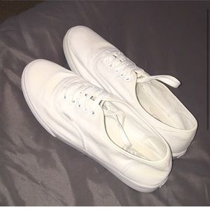 Womens size 10, mens 8.5